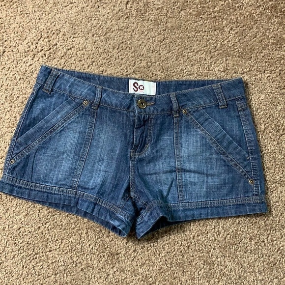 Women’s Jr SO Jean shorts Size 7 good condition - Picture 1 of 5